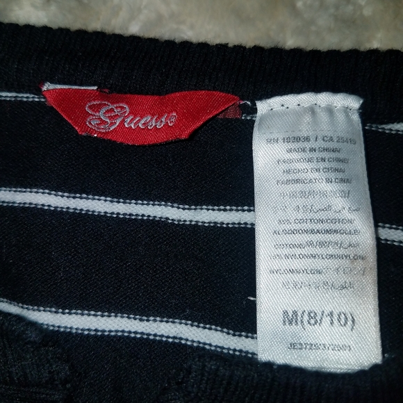Guess sweater size medium - Picture 3 of 6